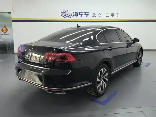 Volkswagen Magotan PHEV 2022