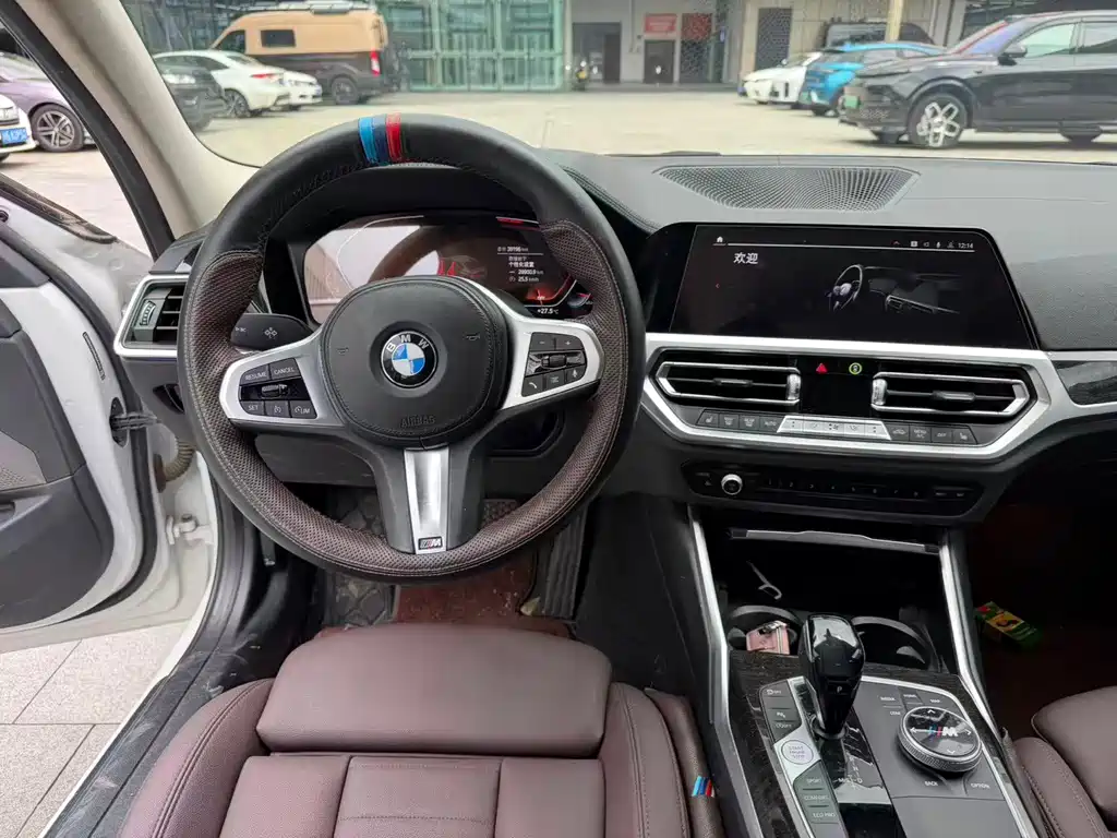 BMW 3 Series 2021