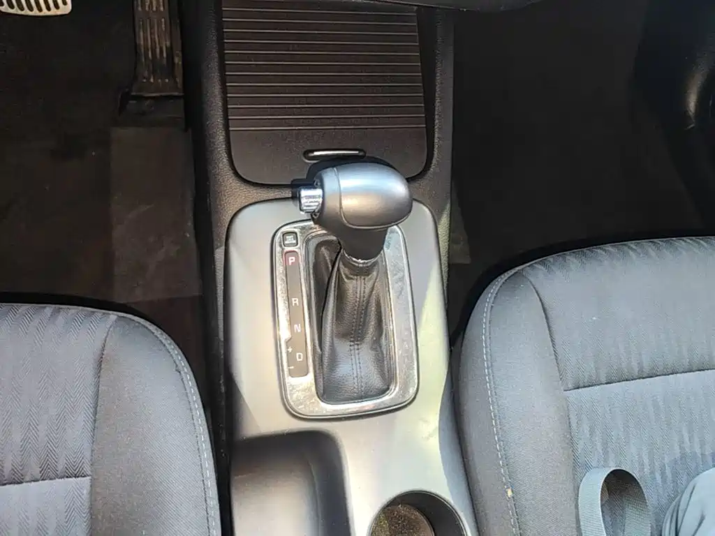 Kia K3 2015 — фото 14