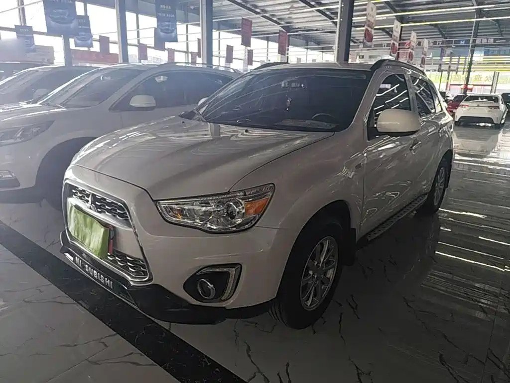 Mitsubishi Jinxuan ASX 2015 — фото 2