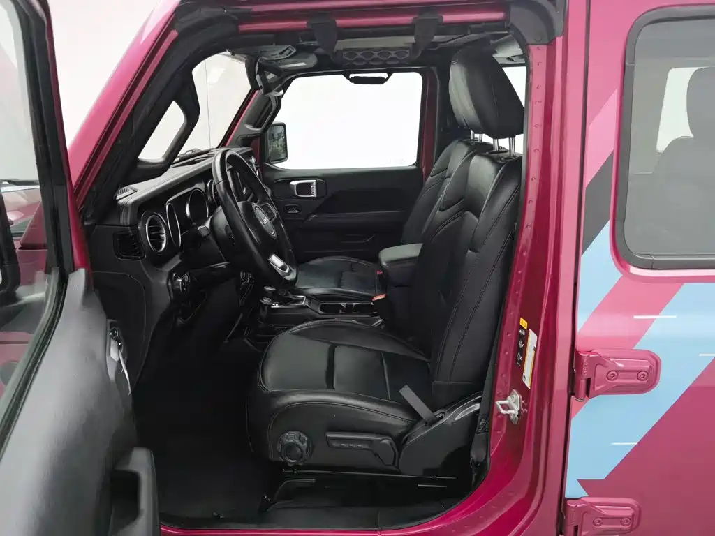 Jeep Wrangler 2024 — фото 10