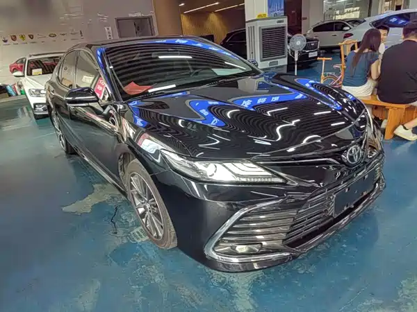 Toyota Camry 2021