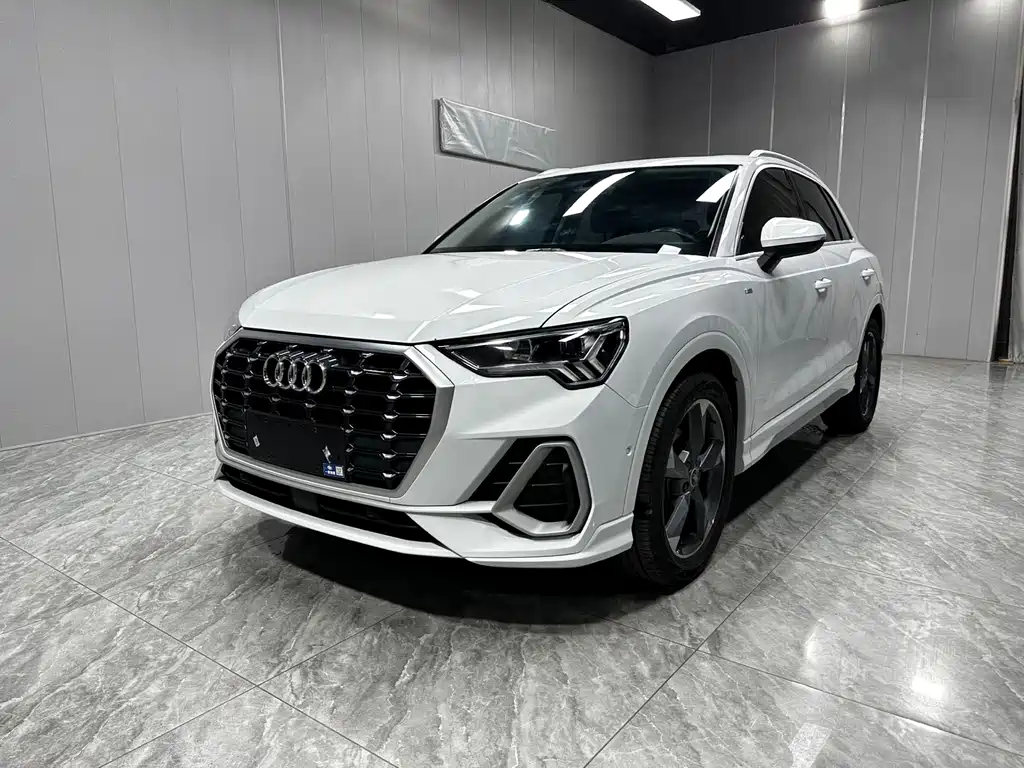 Audi Q3 2022