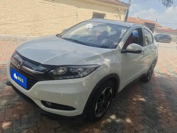Honda Vezel 2015
