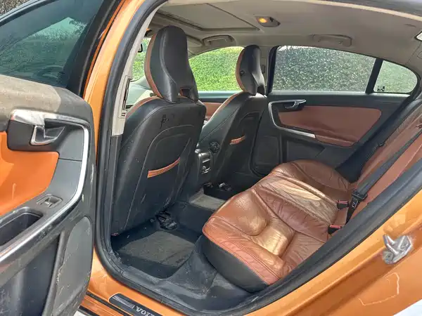 Volvo S60 2015