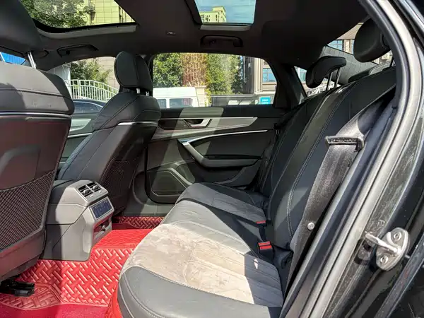 Audi A6L 2021