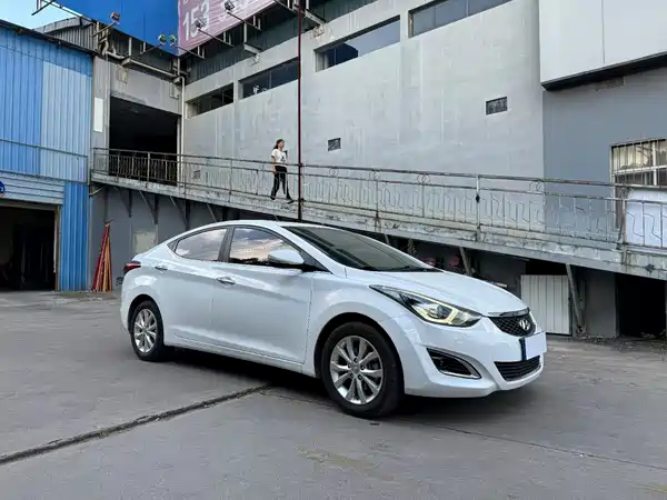 Hyundai Elantra Langdong 2017