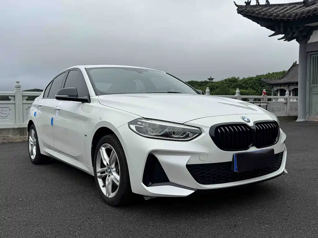 BMW 1 Series 2022