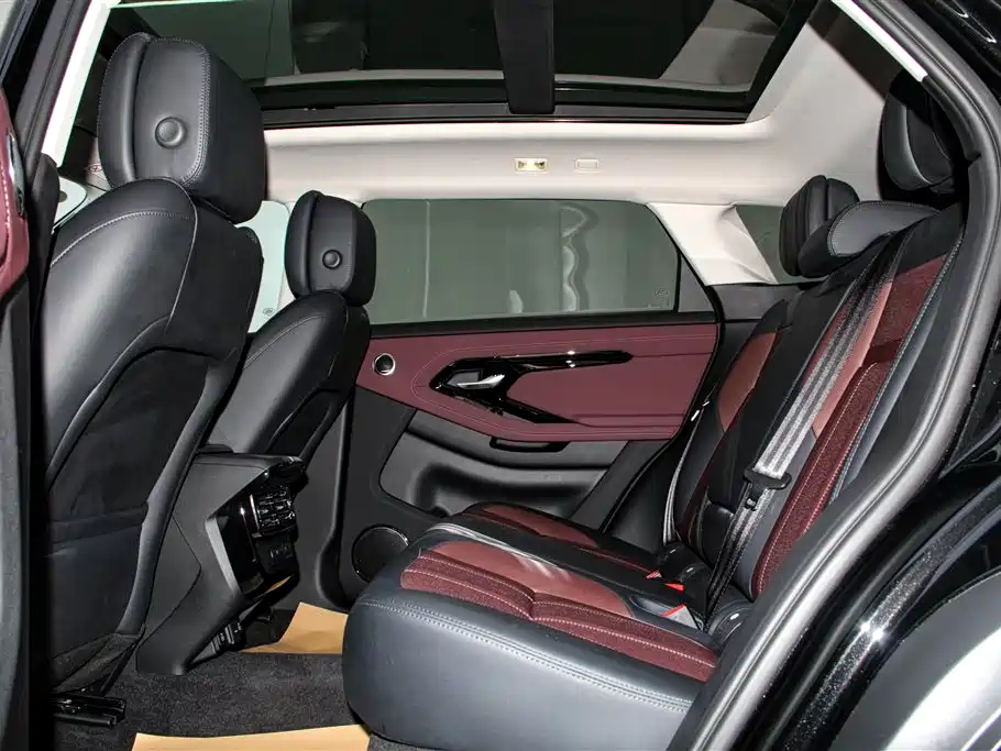 Land Rover Evoque 2025 — фото 19