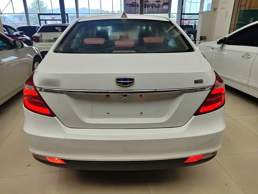 Geely Emgrand 2017