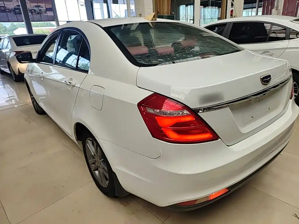 Geely Emgrand 2017