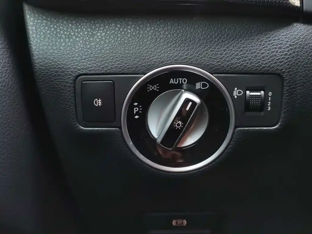 Mercedes-Benz B-Class 2014 — фото 18