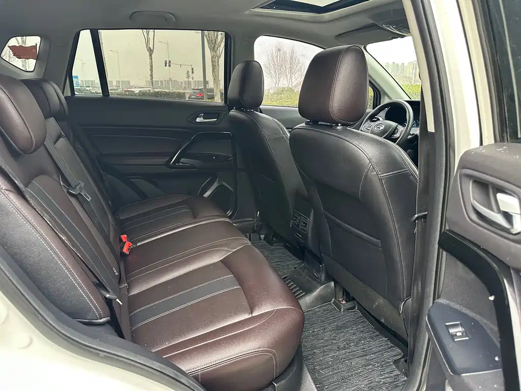 GAC Motor Trumpchi GS4 2019 — фото 16