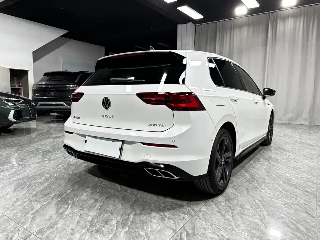 Volkswagen Golf 2022
