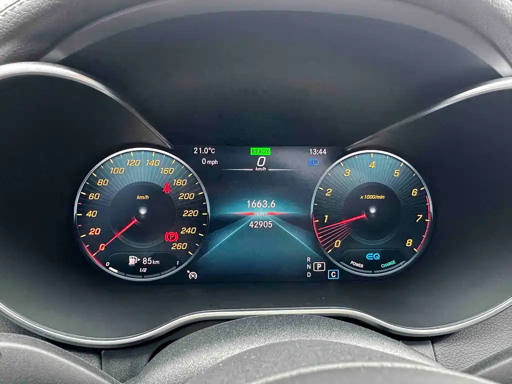 Mercedes-Benz C-Class 2021 — фото 13