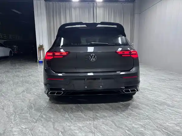 Volkswagen Golf 2022