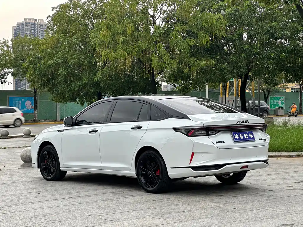 Dongfeng Yixuan MAX 2023 — фото 4