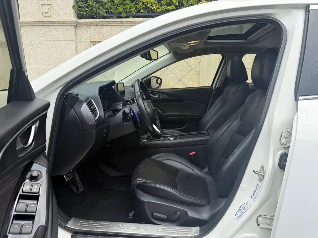 Mazda 3 Axela 2017