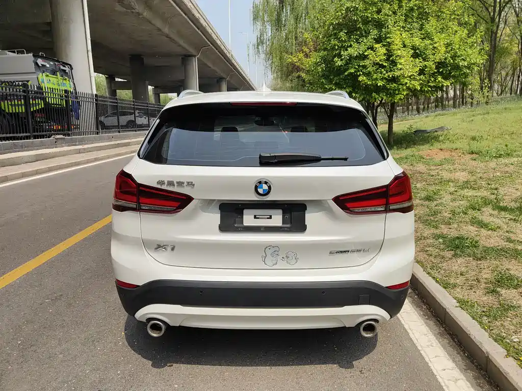 BMW X1 2021 — фото 5