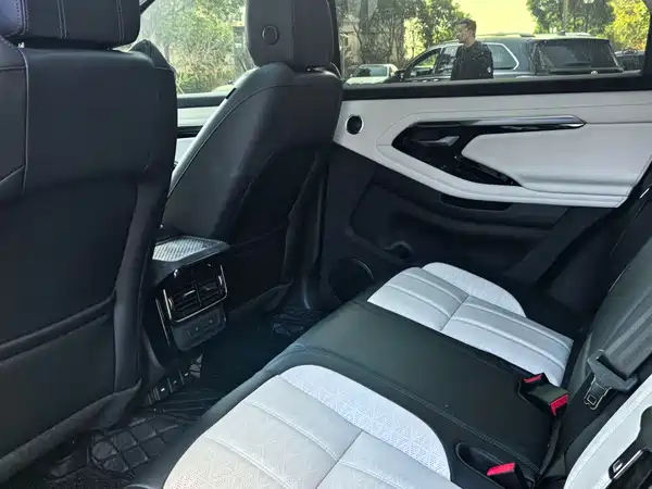 Land Rover Range Rover Evoque 2022