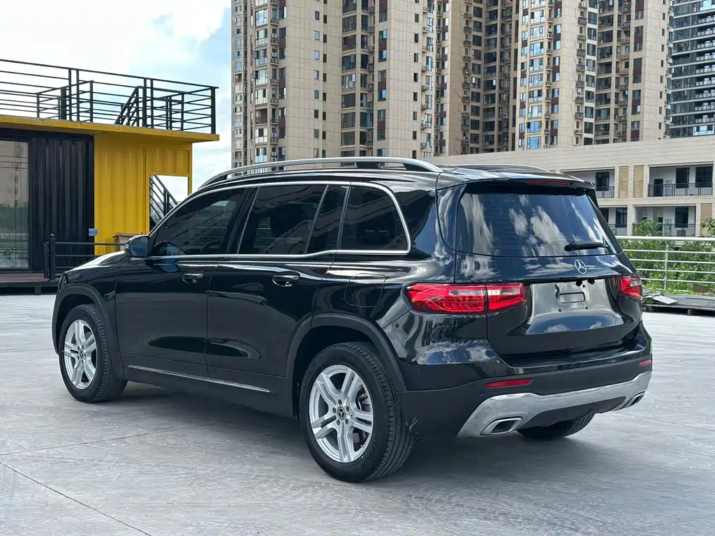 Mercedes-Benz GLB 2021