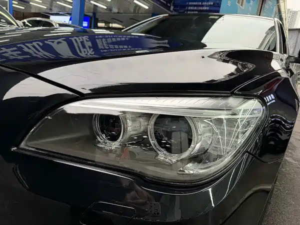 BMW 7 Series 2015