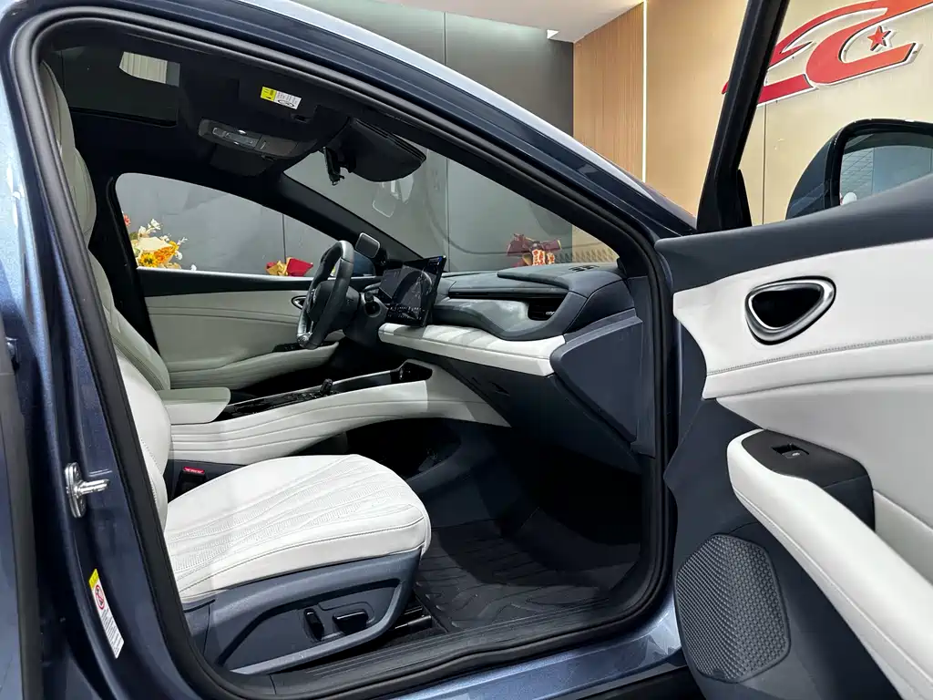 BYD Seal 06GT 2026 — фото 11
