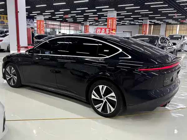 NIO ET5 2024