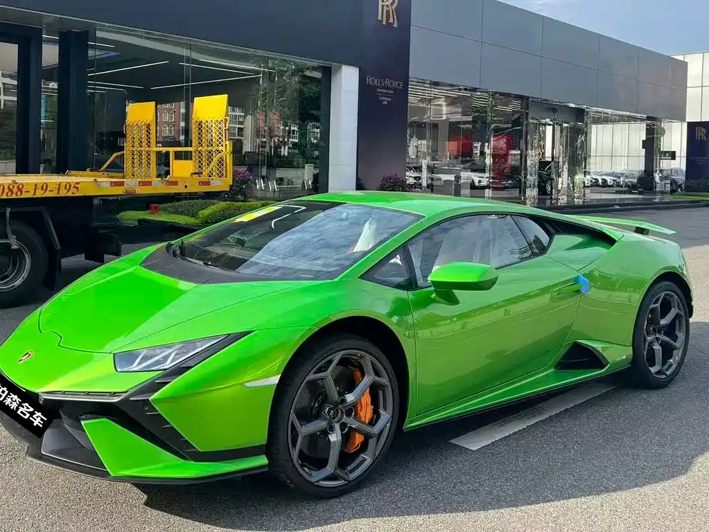 Lamborghini Huracan 2024 — фото 2