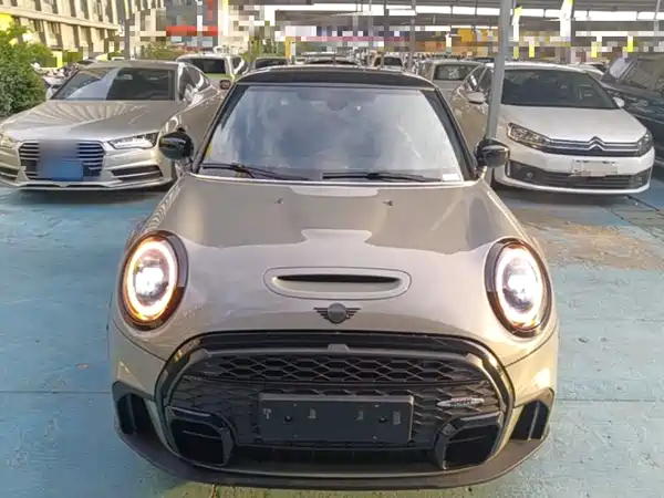 MINI MINI 2021