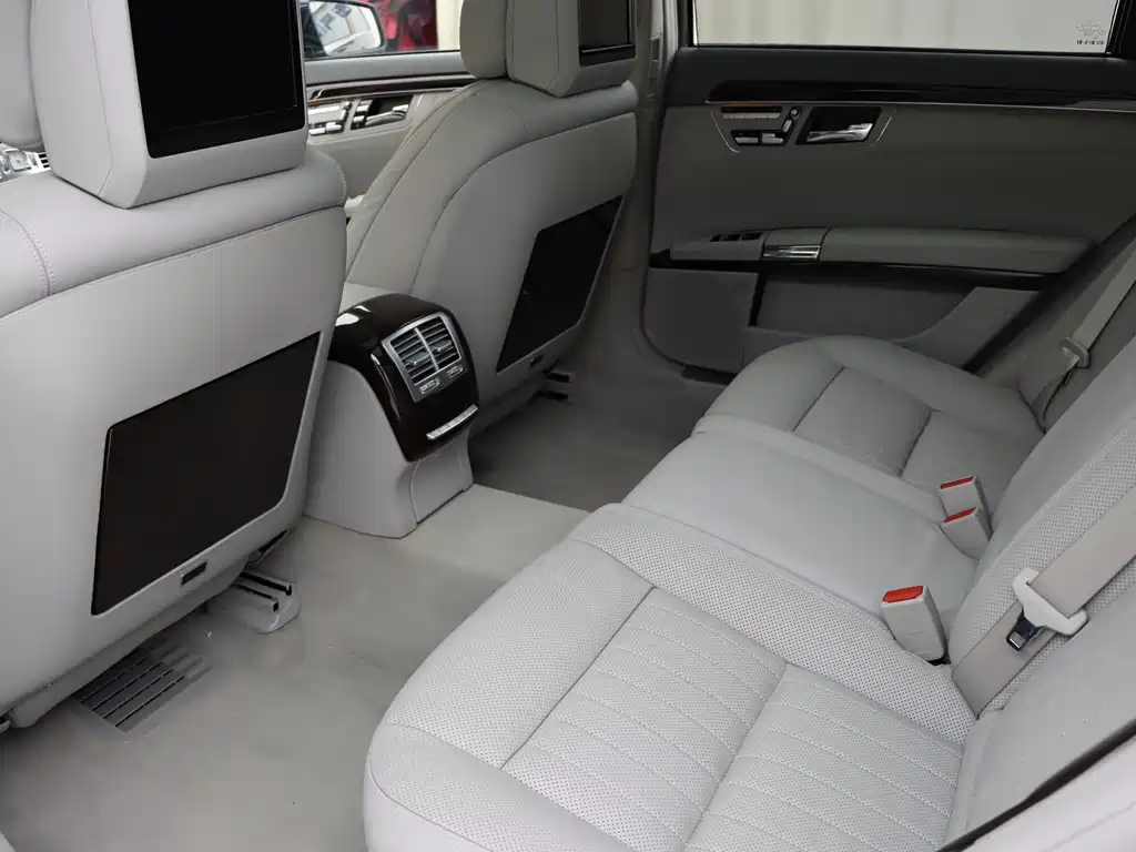Mercedes-Benz S-Class 2010 — фото 16