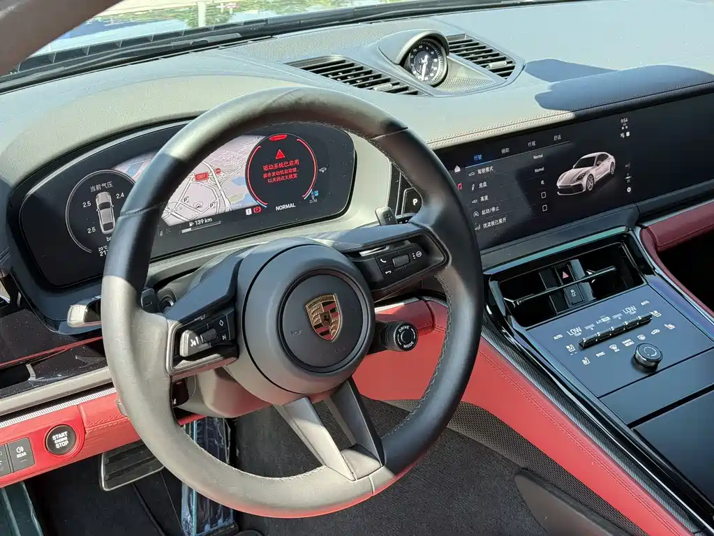 Porsche Panamera 2025 — фото 15