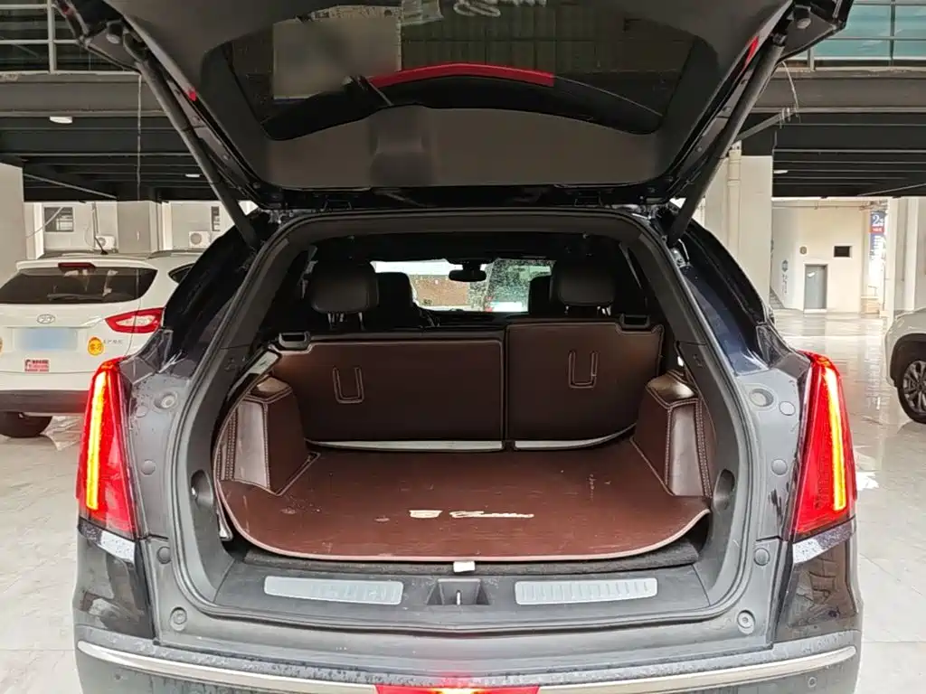 Cadillac XT5 2021 — фото 19