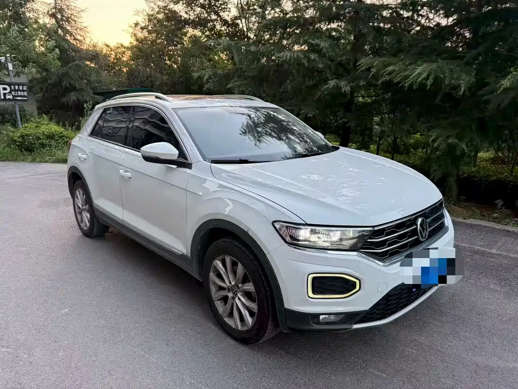 Volkswagen T-Roc 2023