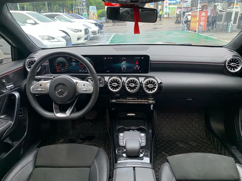 Mercedes-Benz A-Class 2020 — фото 15