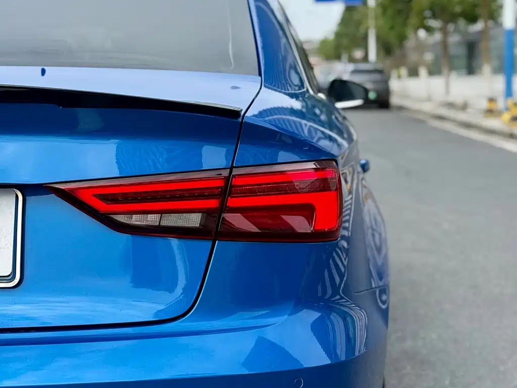 Audi A3 2019 — фото 8