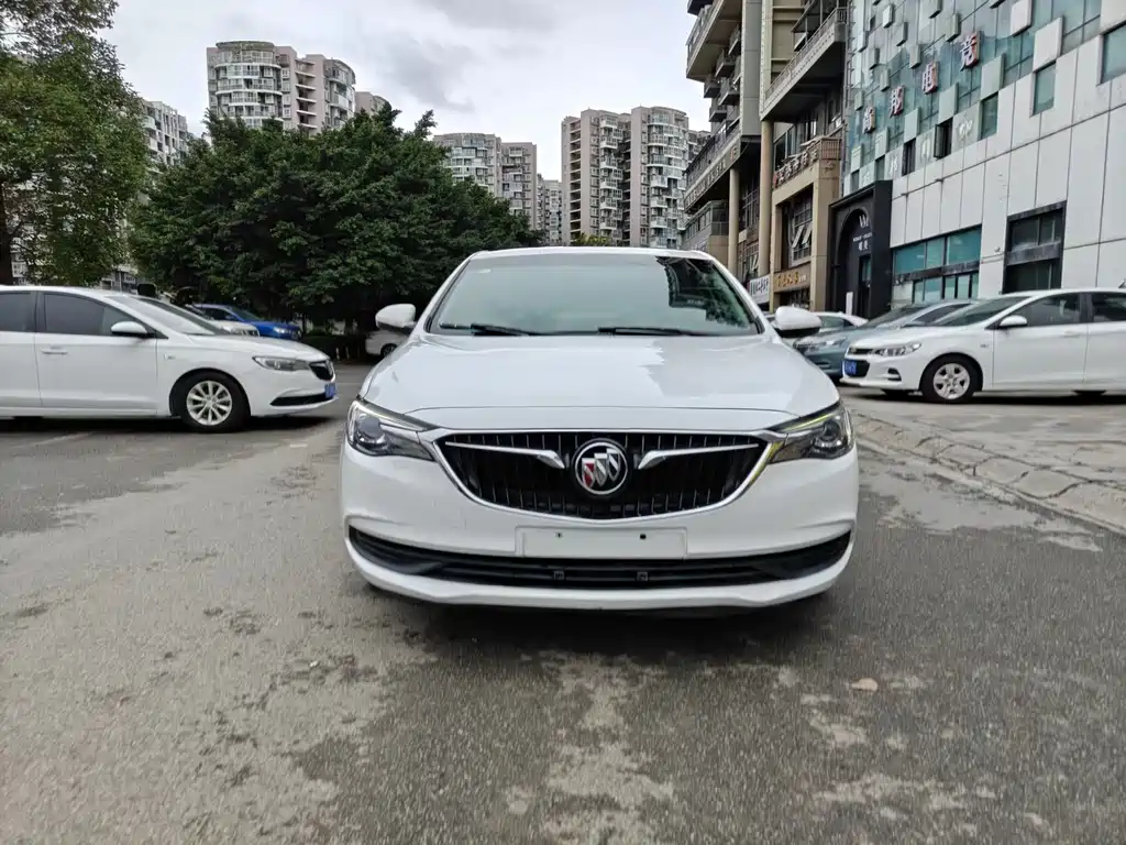 Buick Excelle 2019 — фото 2