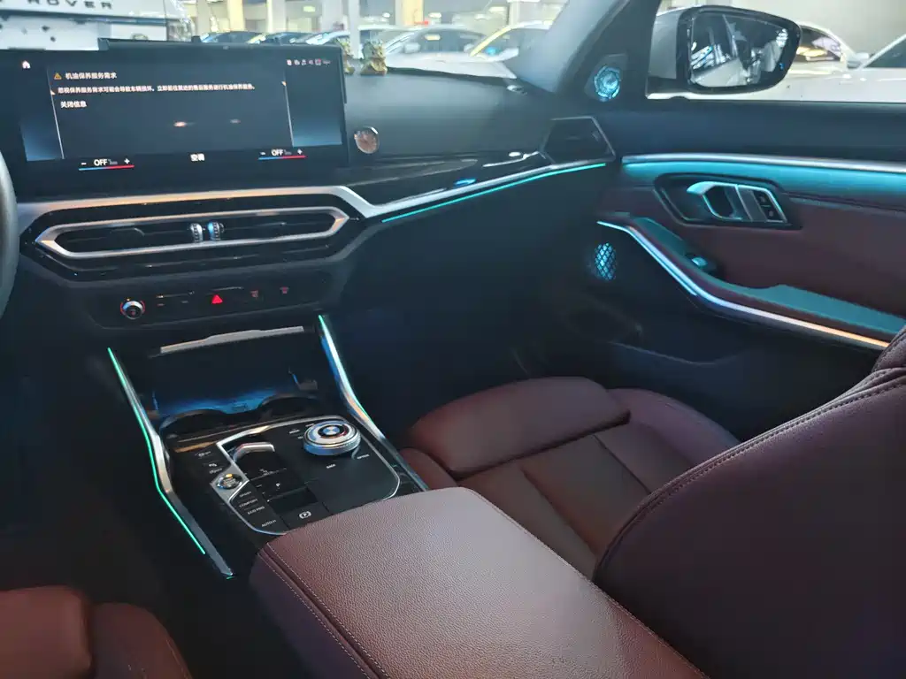 BMW 3 Series 2023 — фото 14