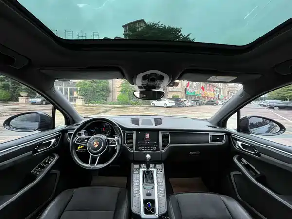 Porsche Macan 2018