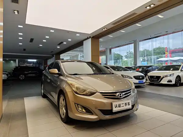 Hyundai Elantra Langdong 2014
