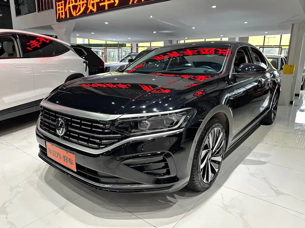 Volkswagen Passat 2023