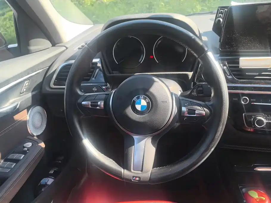 BMW 1 Series 2023 — фото 15