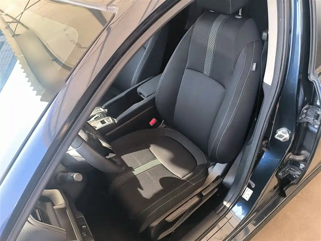 Honda Civic 2017 — фото 11