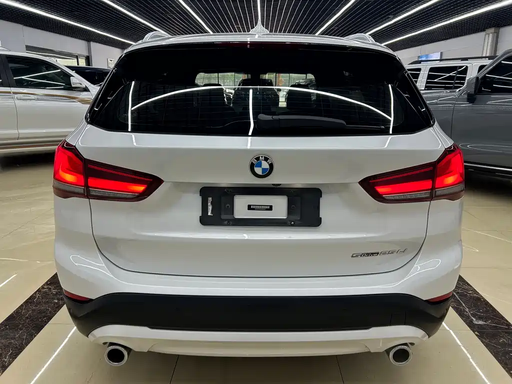 BMW X1 2020 — фото 4