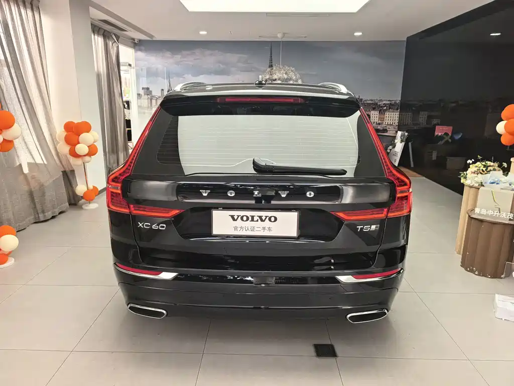 Volvo XC60 2020 — фото 16