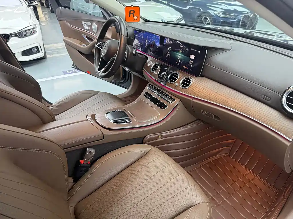 Mercedes-Benz E-Class 2022 — фото 15