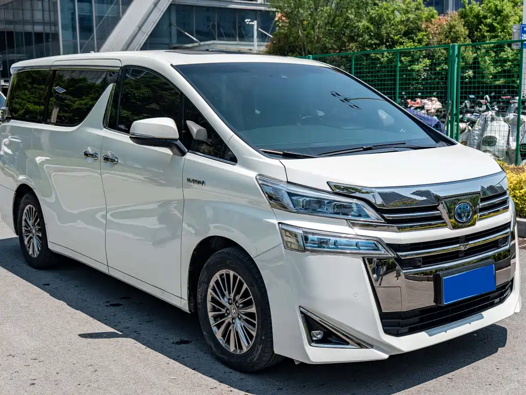 Toyota Vellfire 2020 — фото 3