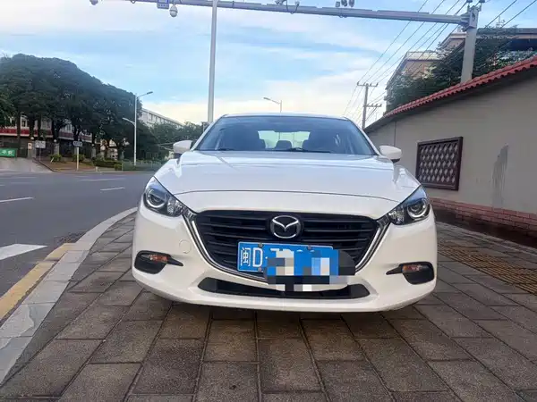 Mazda 3 Axela 2019