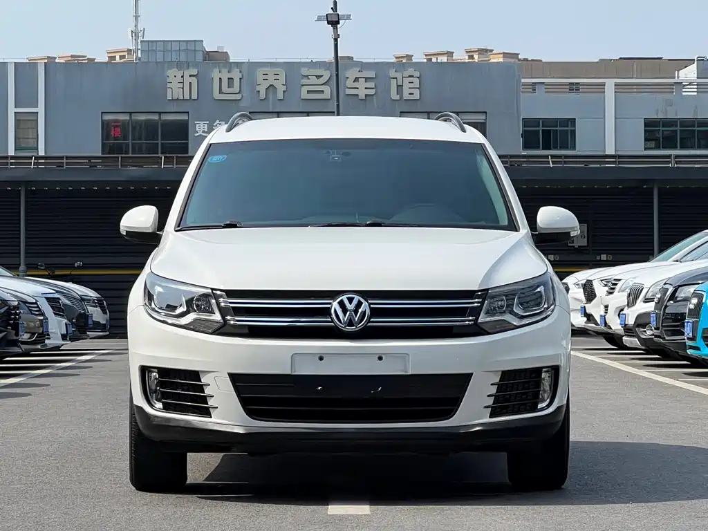 Volkswagen Tiguan 2016 — фото 2