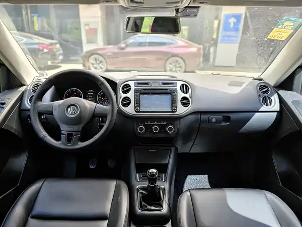 Volkswagen Tiguan 2014